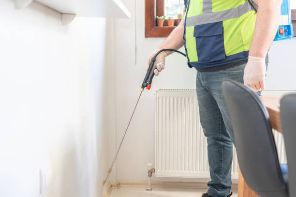 Best Best Pest Control Companies  in Marion Oaks, FL